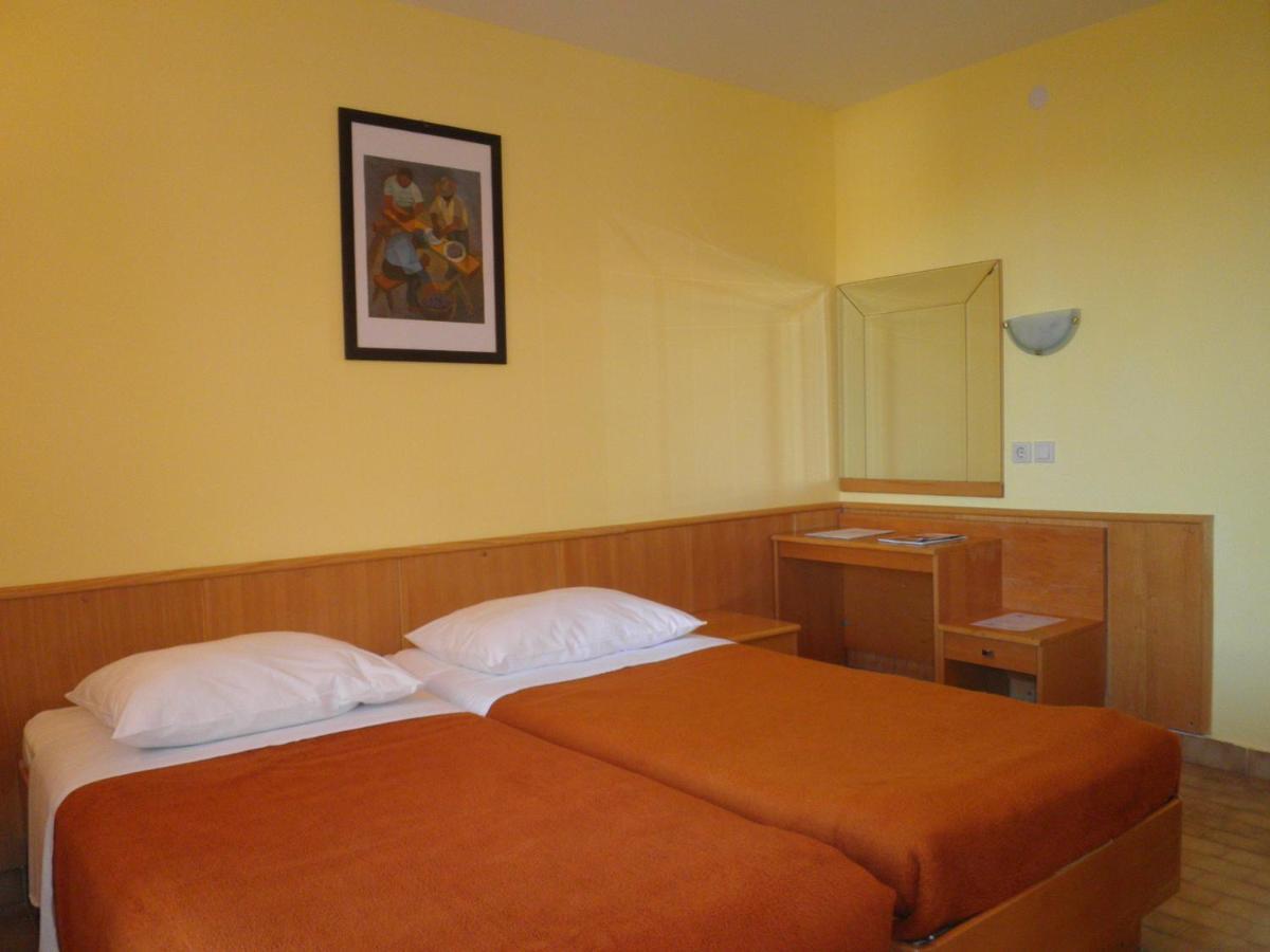 Hotel Zora Pavilions Primošten Zewnętrze zdjęcie