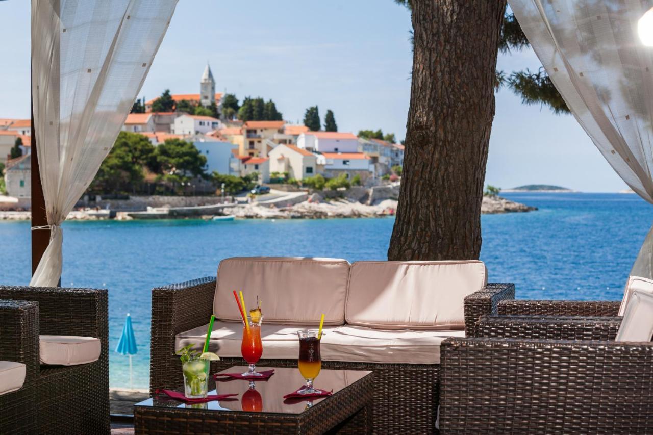 Hotel Zora Pavilions Primošten Zewnętrze zdjęcie